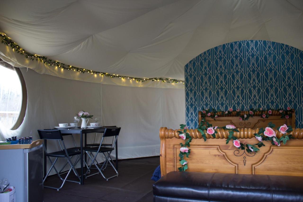 Little River Glamping Ballymoney Exterior foto